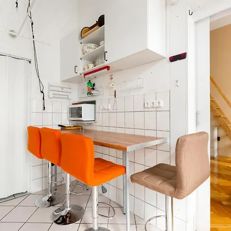 Apartment Szentkiralyi 5 Basic 2 Bedrooms Budapest