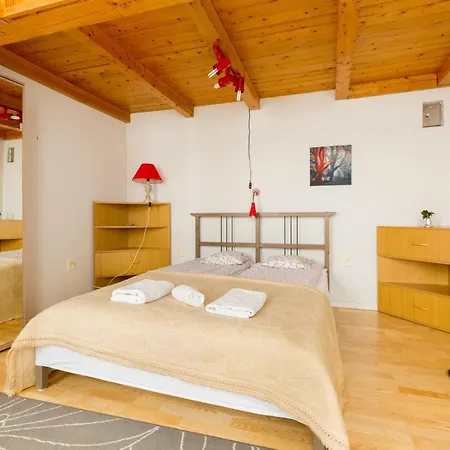 Szentkiralyi 5 Basic 2 Bedrooms